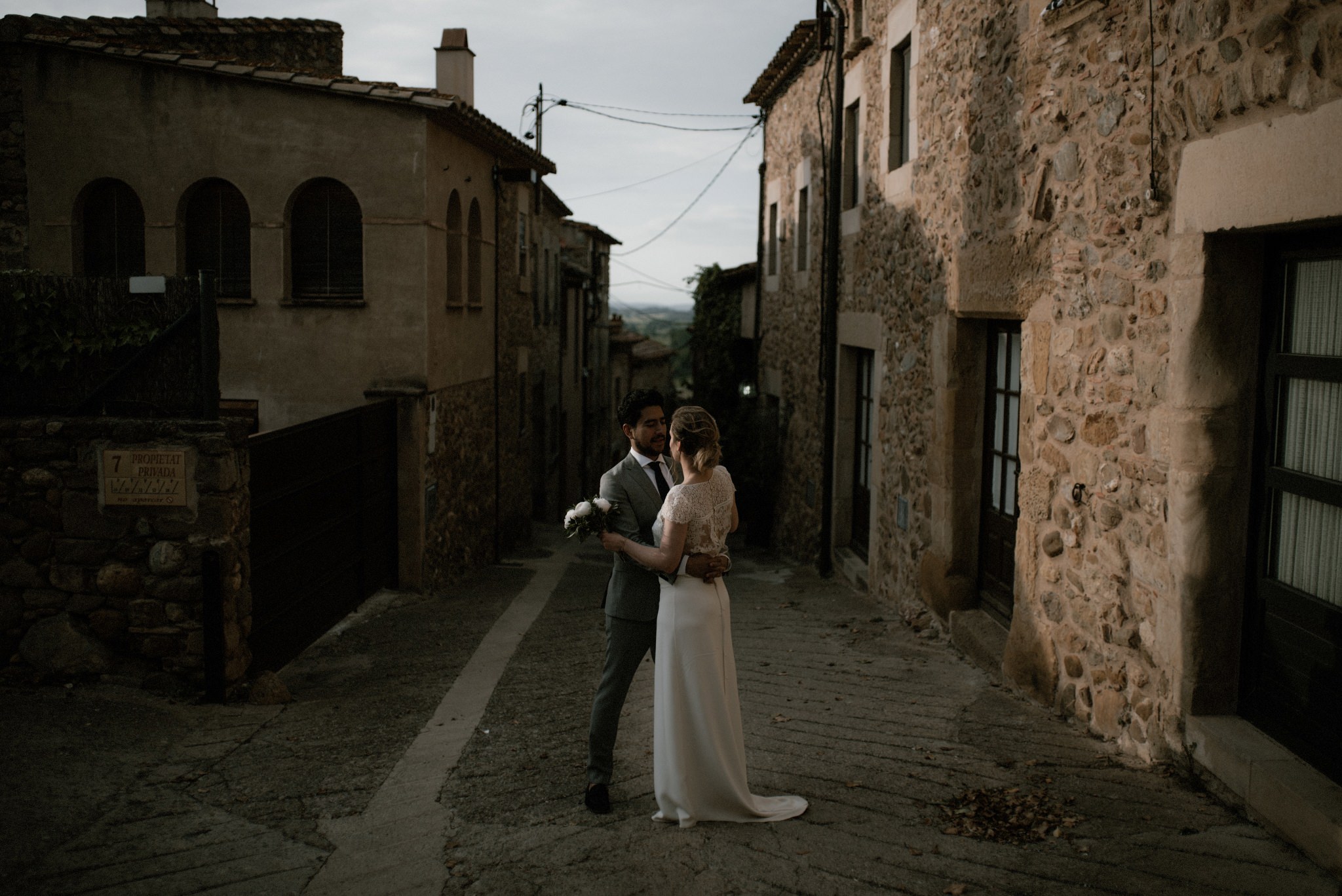 Bruidsfotograaf Spanje Castle d'Emporda destination wedding Naomi van der Kraan00054.jpg